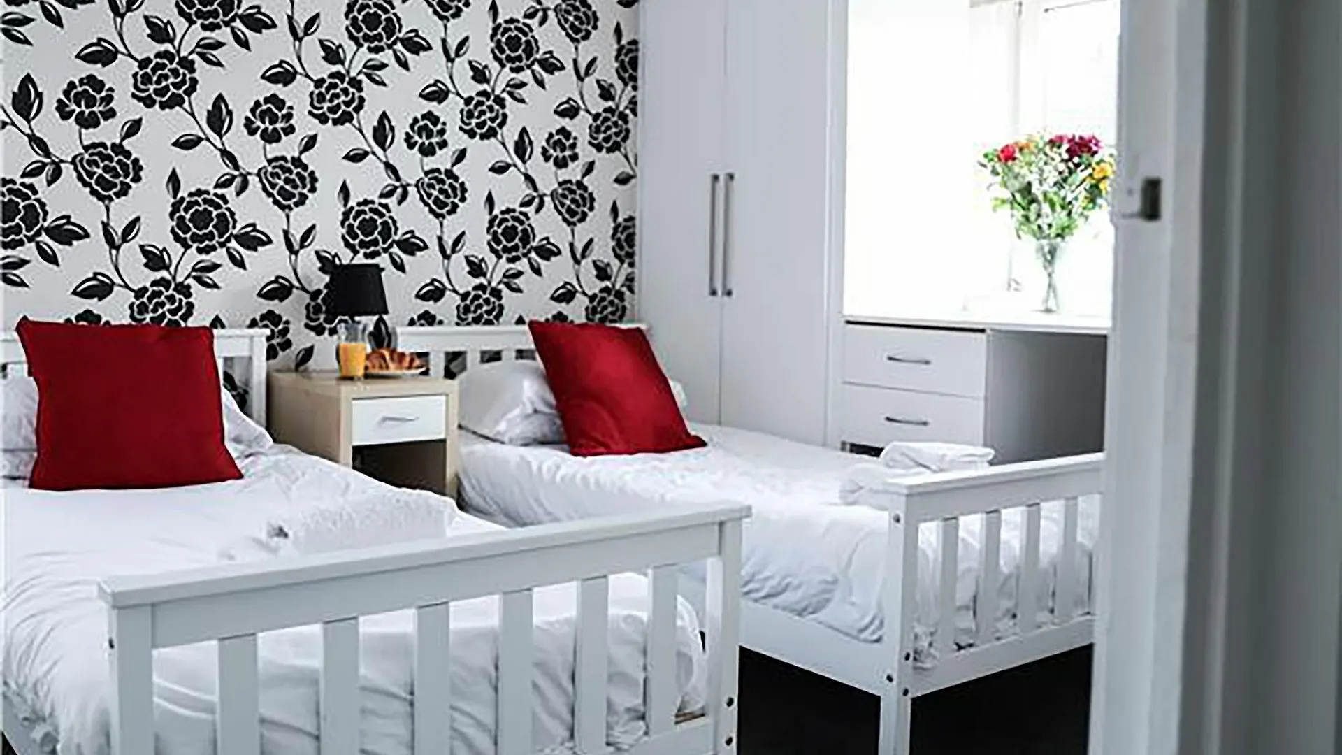Bughtlin Creek House Apartment Edinburgh United Kingdom
